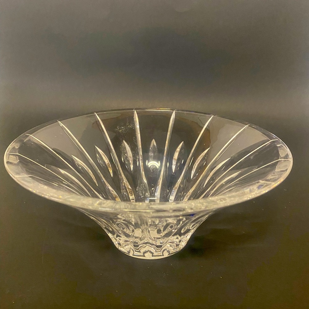 Marques Waterford Sheridan Bowl 8” Comtemporary Design.